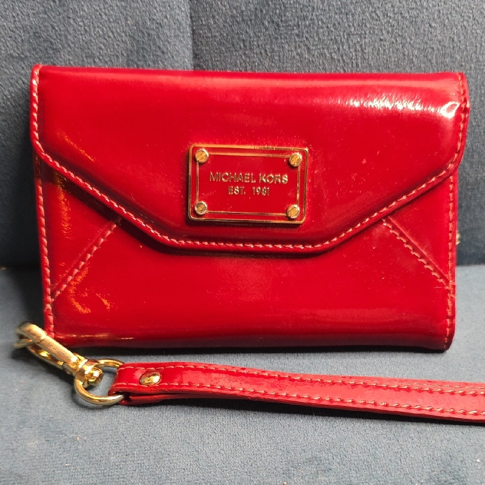 Michael Kors L3642 Red Patent Leather Wallet
